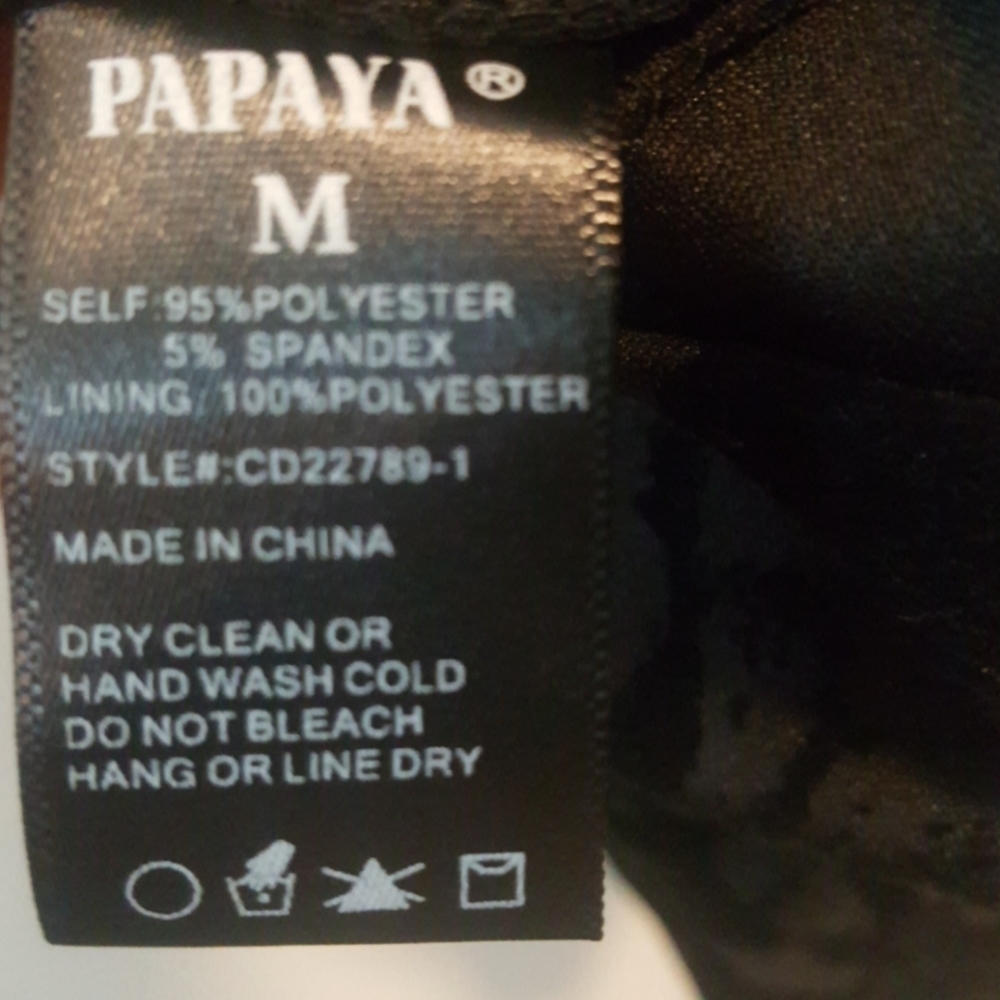 Little black casual dress medium - Picture 10 of 10